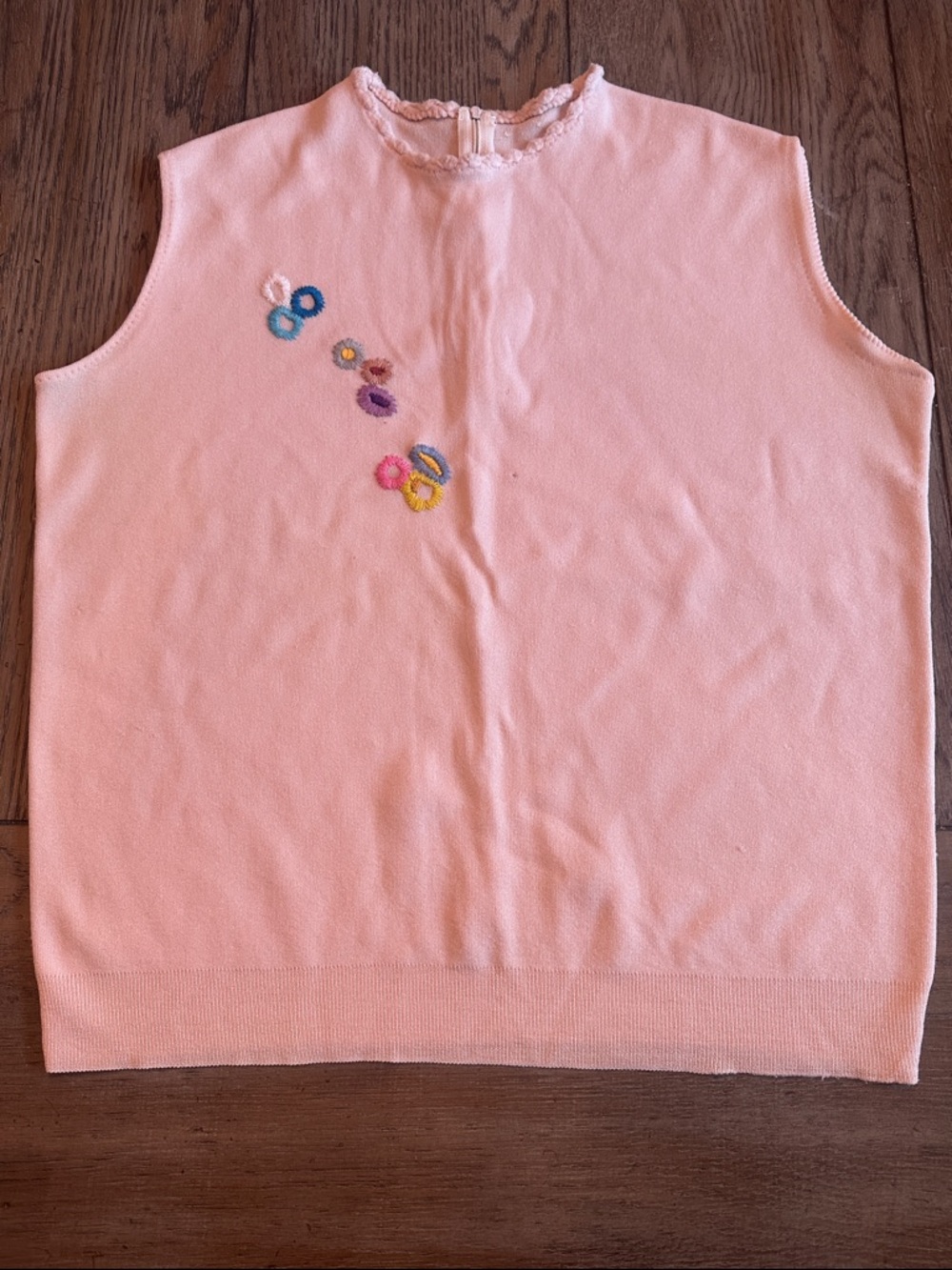 Vintage 60s/70s Handmade Embroidered Knit Shell Vest - Pink -Metal Back Zip XL/L - Picture 7 of 11